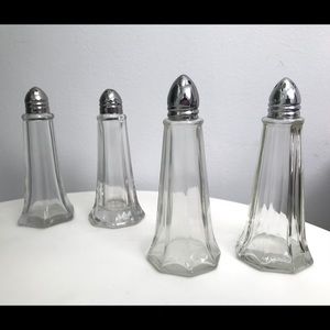 🔥FlashSale🔥Salt & Pepper Shakers (2 for $13)